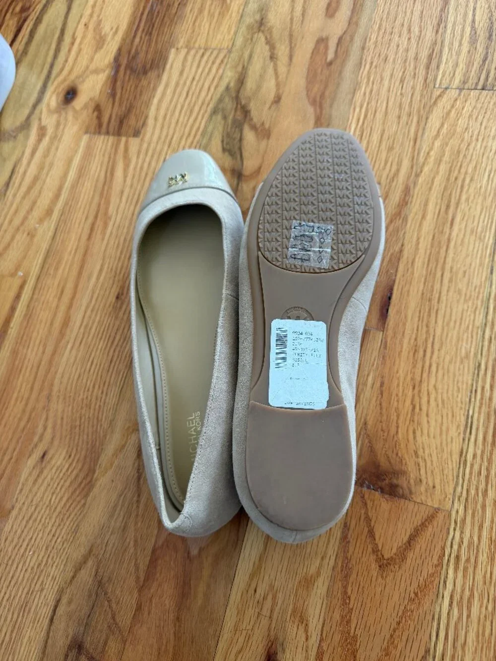 Michael Kors ballet flats NEW size 8.5 flats Bisque